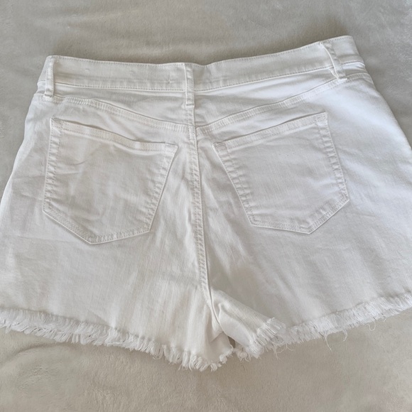 Loft White Denim Shorts Frayed Hem Size 27 - Picture 7 of 8